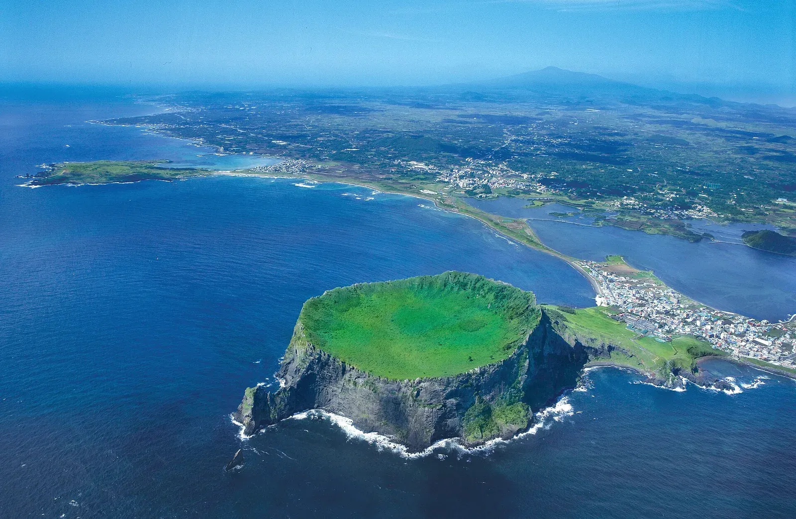 제주도 3박4일 여행 코스 2일차 동부 성산일출봉 항공사진