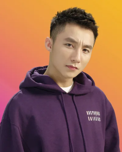 베트남 남자 연예인 선뚱 엠티피(Sơn Tùng M-TP) 사진